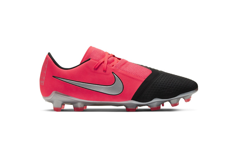 nike voetbalschoenen rood zwart