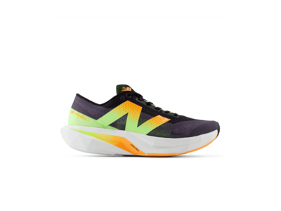 New Balance FuelCell Rebel v4 loopschoen zwart/graphite/white peach heren